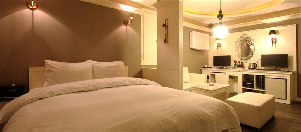 Art Motel 2*