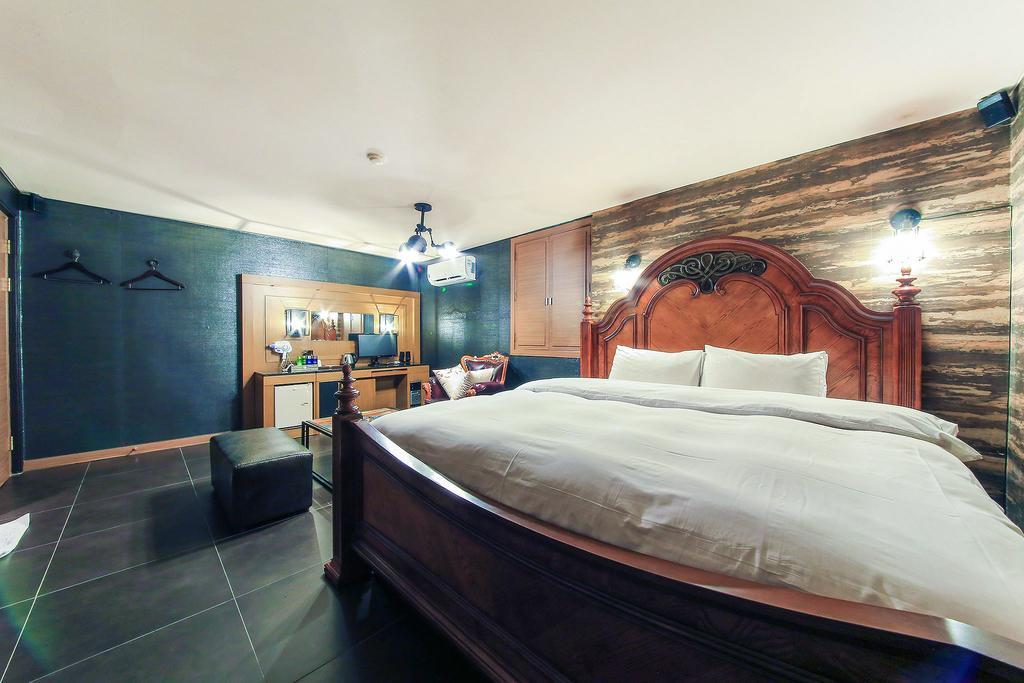 Art Motel 2*