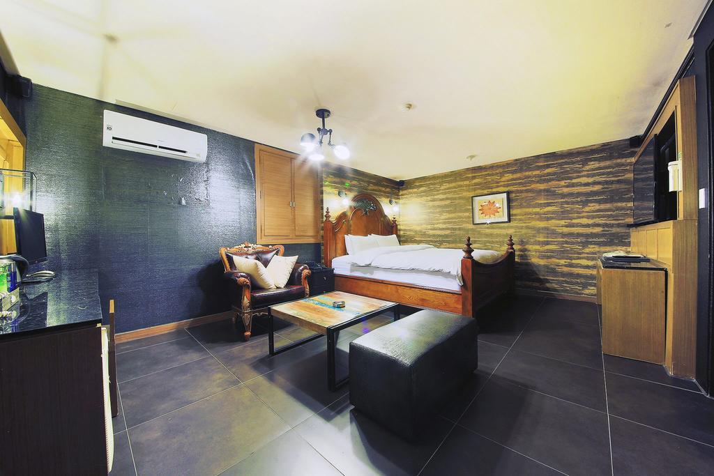 Art Motel 2*