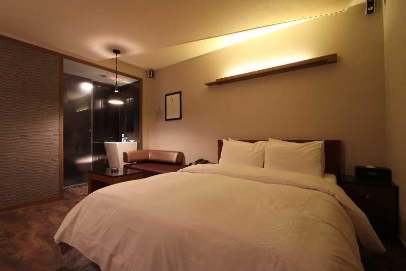 Art Motel 2*