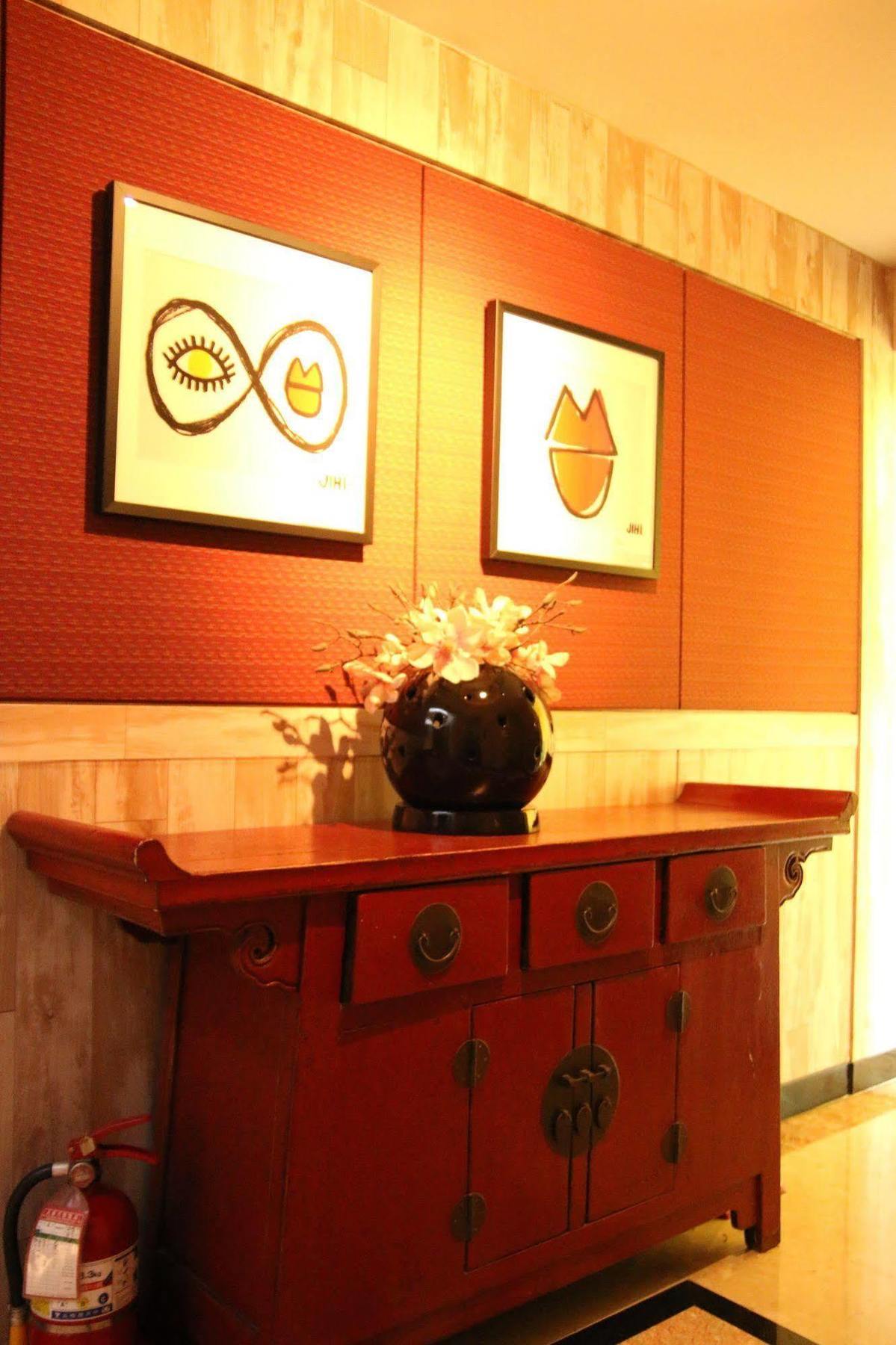 Art 2* Seoul